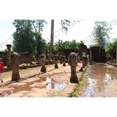 Causeway in Banteay Srei in Angkor