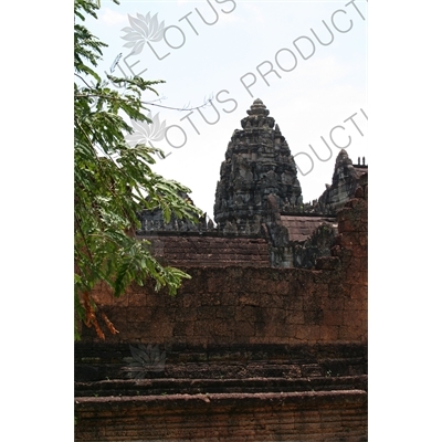 Banteay Samre Central Tower from outside Exterior Wall in Angkor