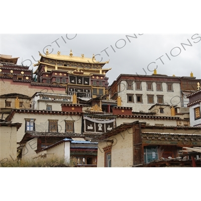 Ganden Sumtsenling Monastery (Songzanlin Si) near Shangri-La/Zhongdian (Xiang Ge Li La) City