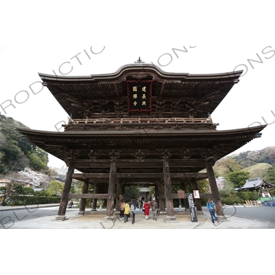 Sanmon of Kencho-ji in Kamakura