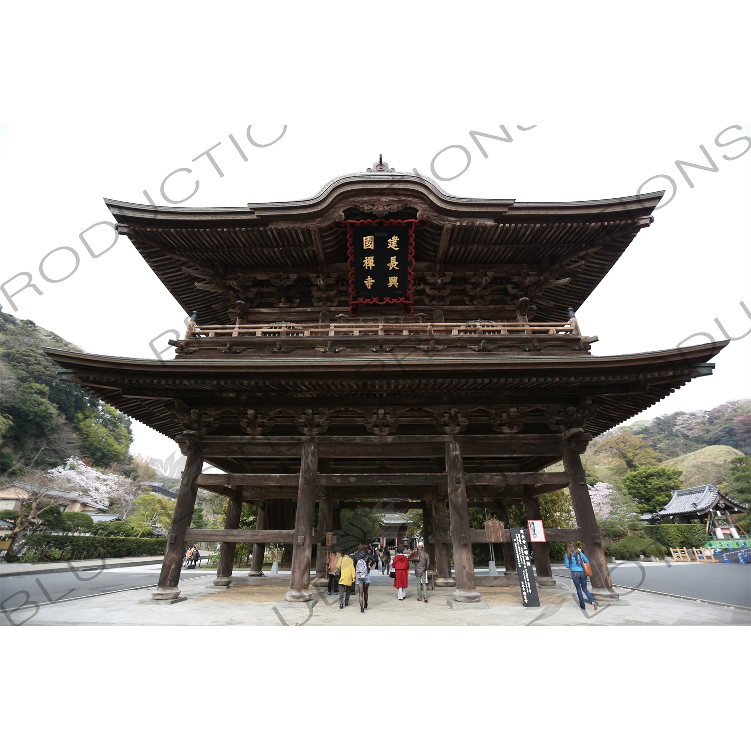 Sanmon of Kencho-ji in Kamakura