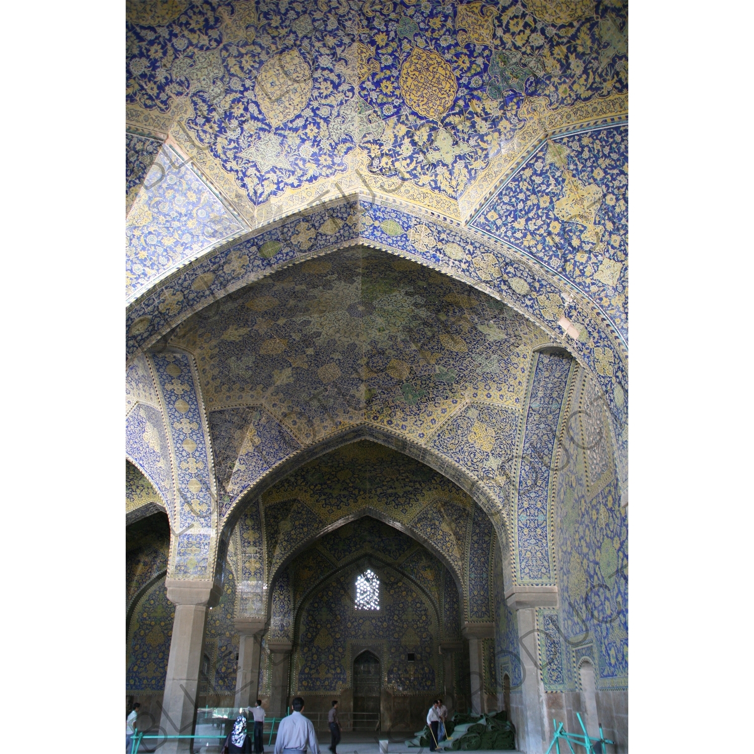 Prayer Hall of the Shah Mosque in Esfahan/Isfahan