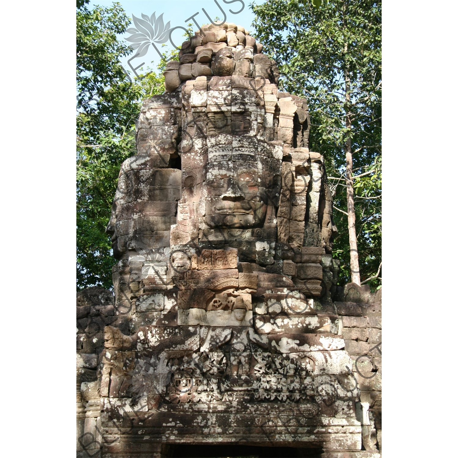 Gopura in front of Ta Som in Angkor Archaeological Park