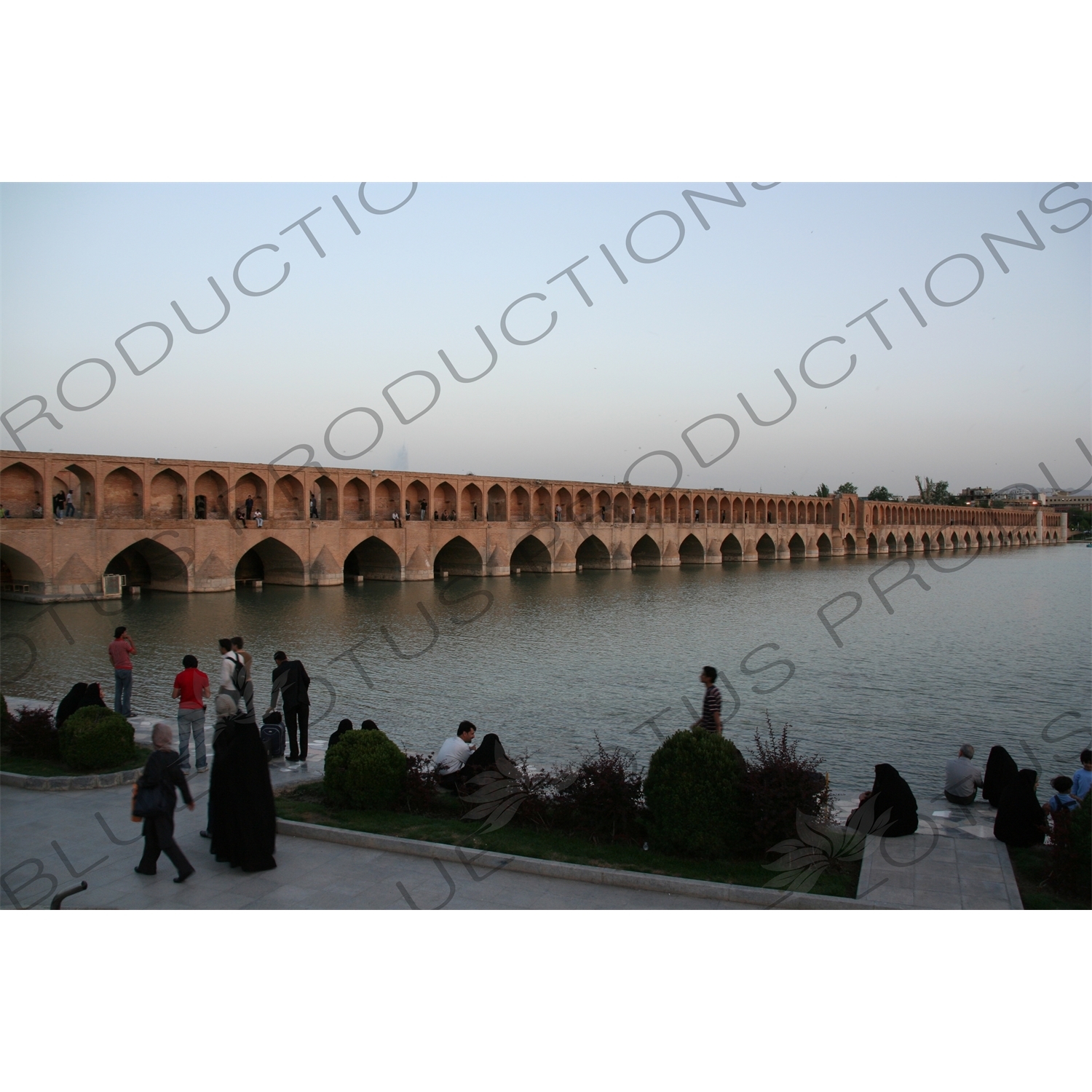 Allahverdi Khan/Si-o-se-pol Bridge in Esfahan/Isfahan