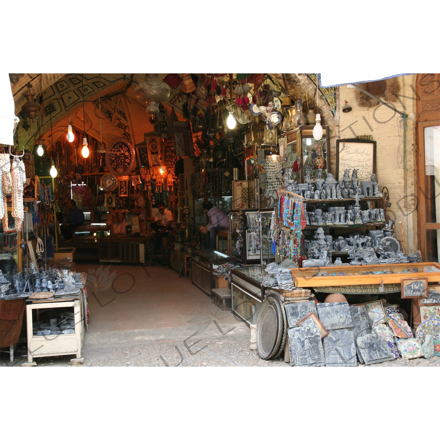 Market near the Nasir al-Mulk Mosque in Shiraz