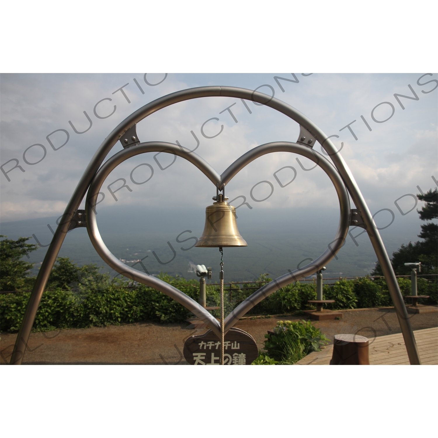 Tenjo Bell on Mount Kachi Kachi near Mount Fuji