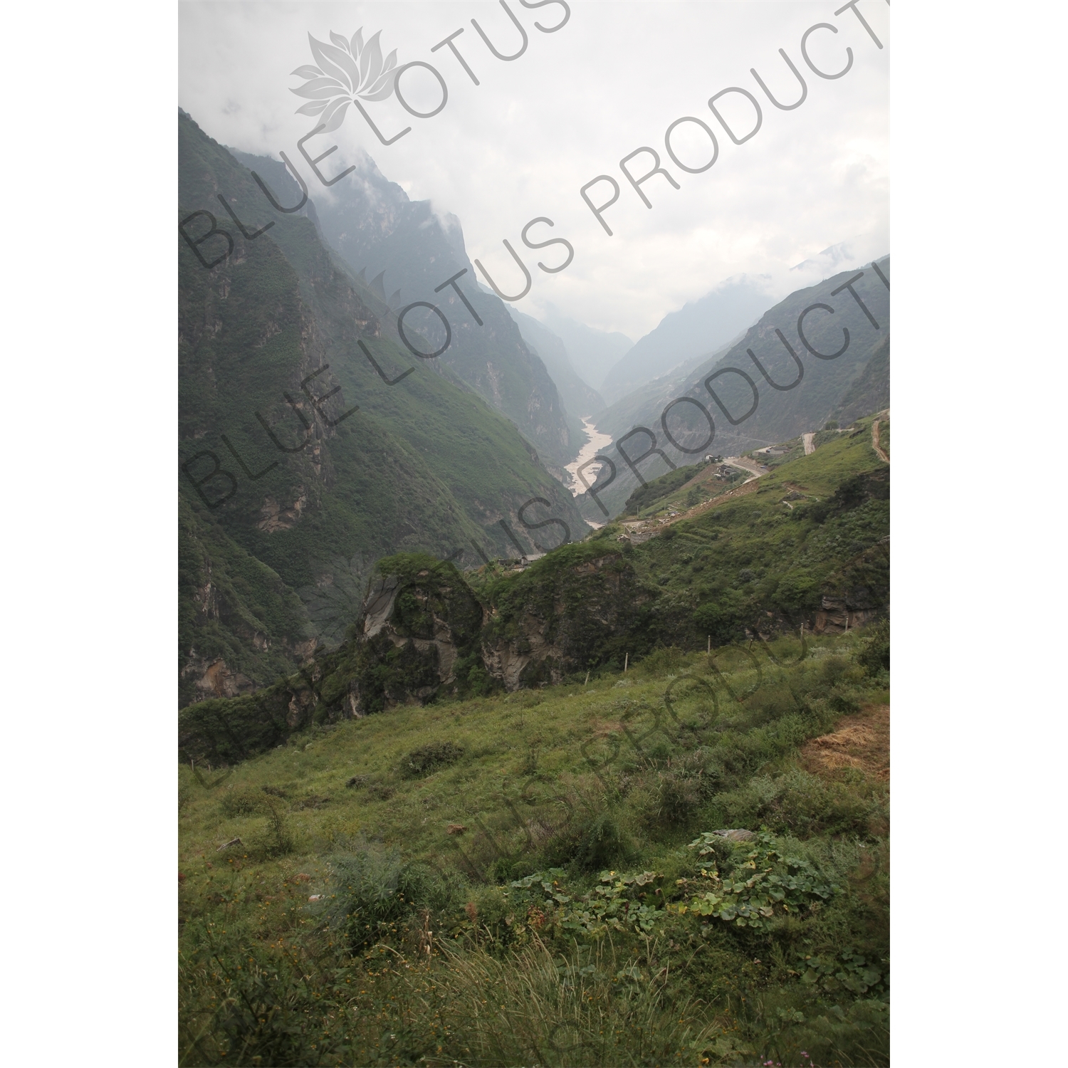 Jinsha River in the Tiger Leaping Gorge (Hu Tiao Xia) Scenic Area