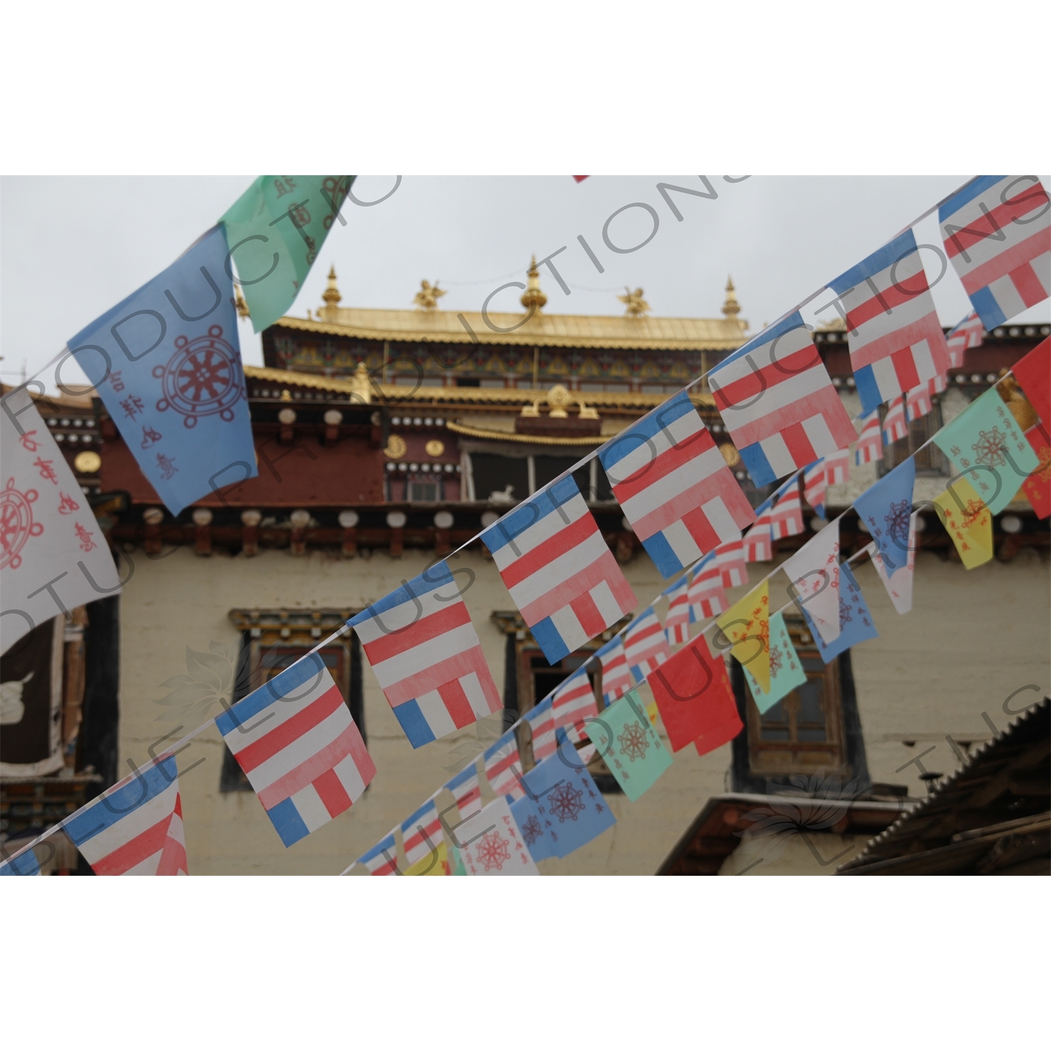 Ganden Sumtsenling Monastery (Songzanlin Si) near Shangri-La/Zhongdian (Xiang Ge Li La) City