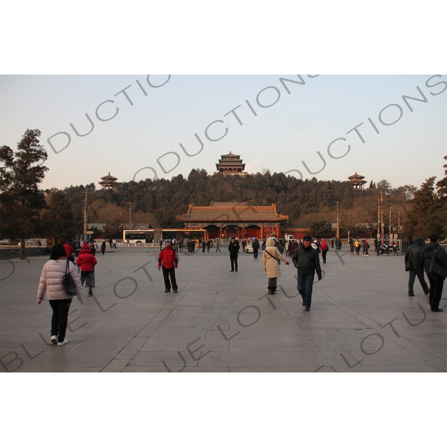 Guanmiao Pavilion, Wanchun Pavilion/Pavilion of Everlasting Spring/Pavilion of 10,000 Springs and Jifang Pavilion in Jingshan Park in Beijing