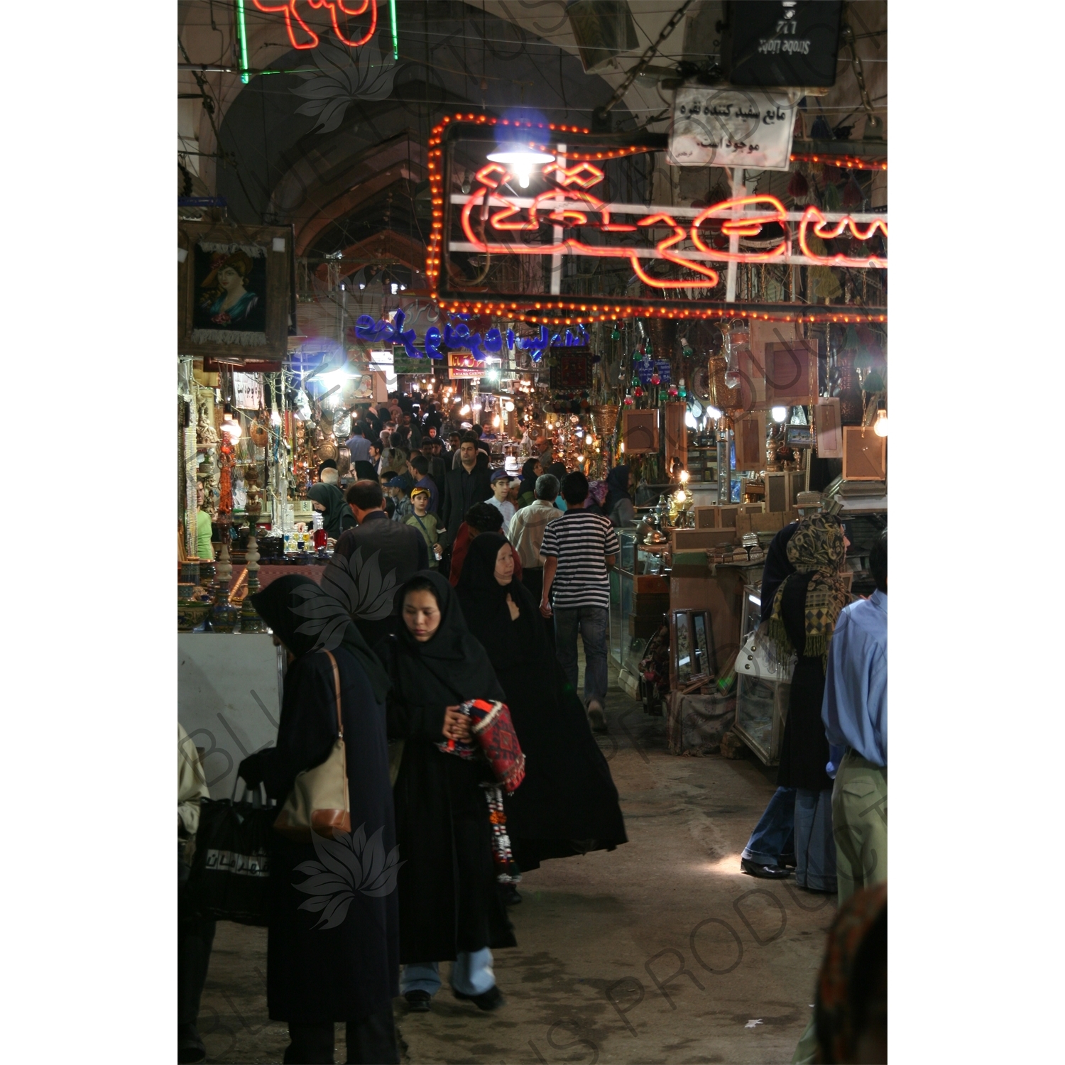 Market off Naqsh-e Jahan Square in Esfahan/Isfahan