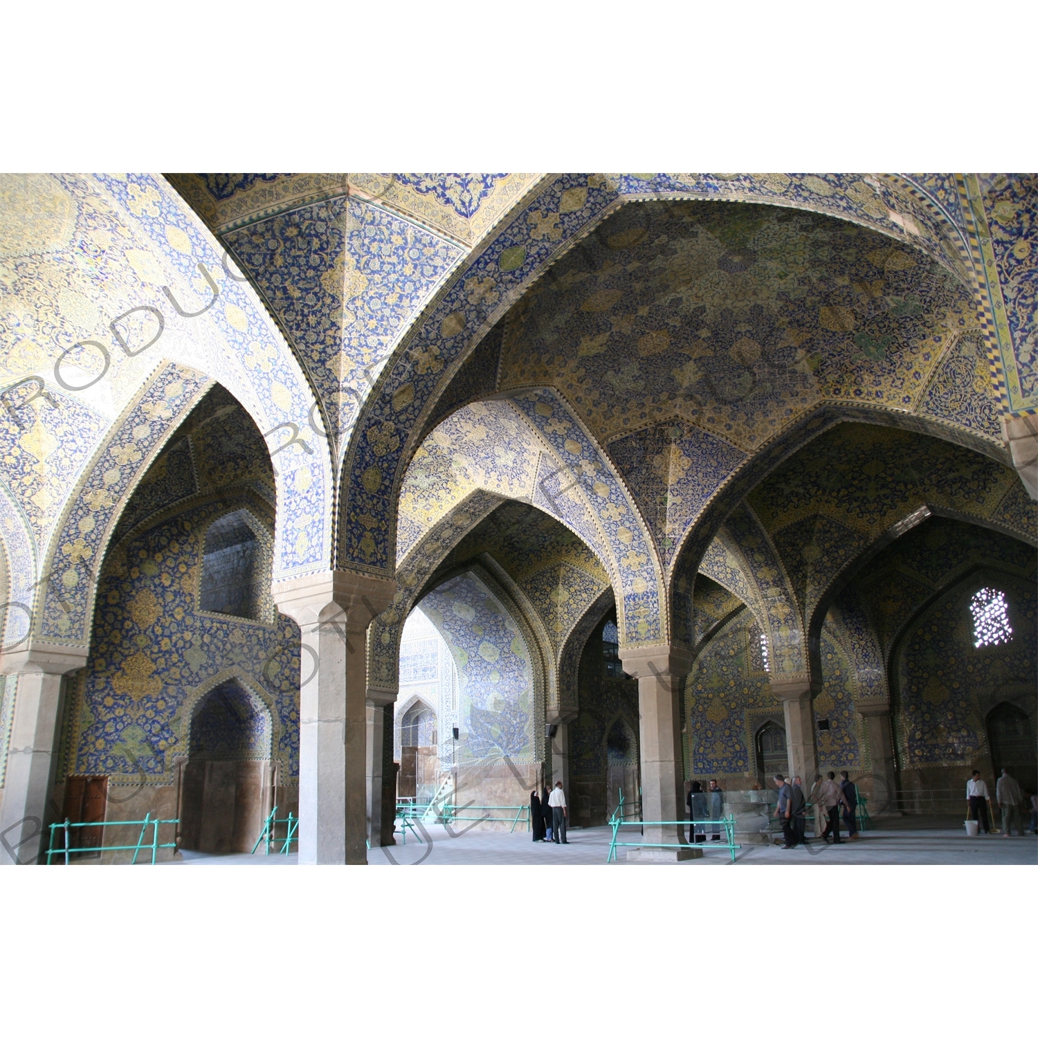 Prayer Hall of the Shah Mosque in Esfahan/Isfahan