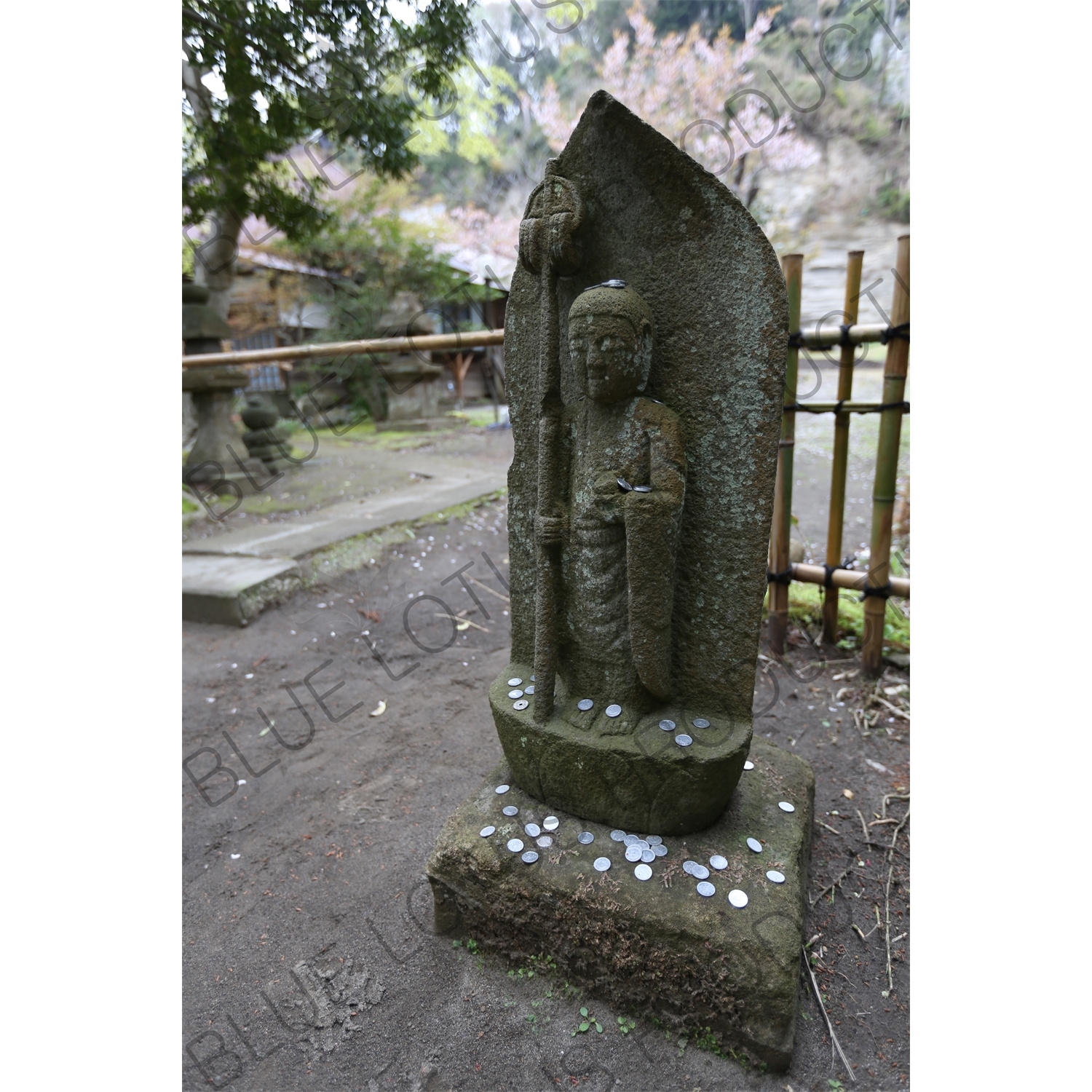 Stone Statue in Engaku-ji in Kamakura