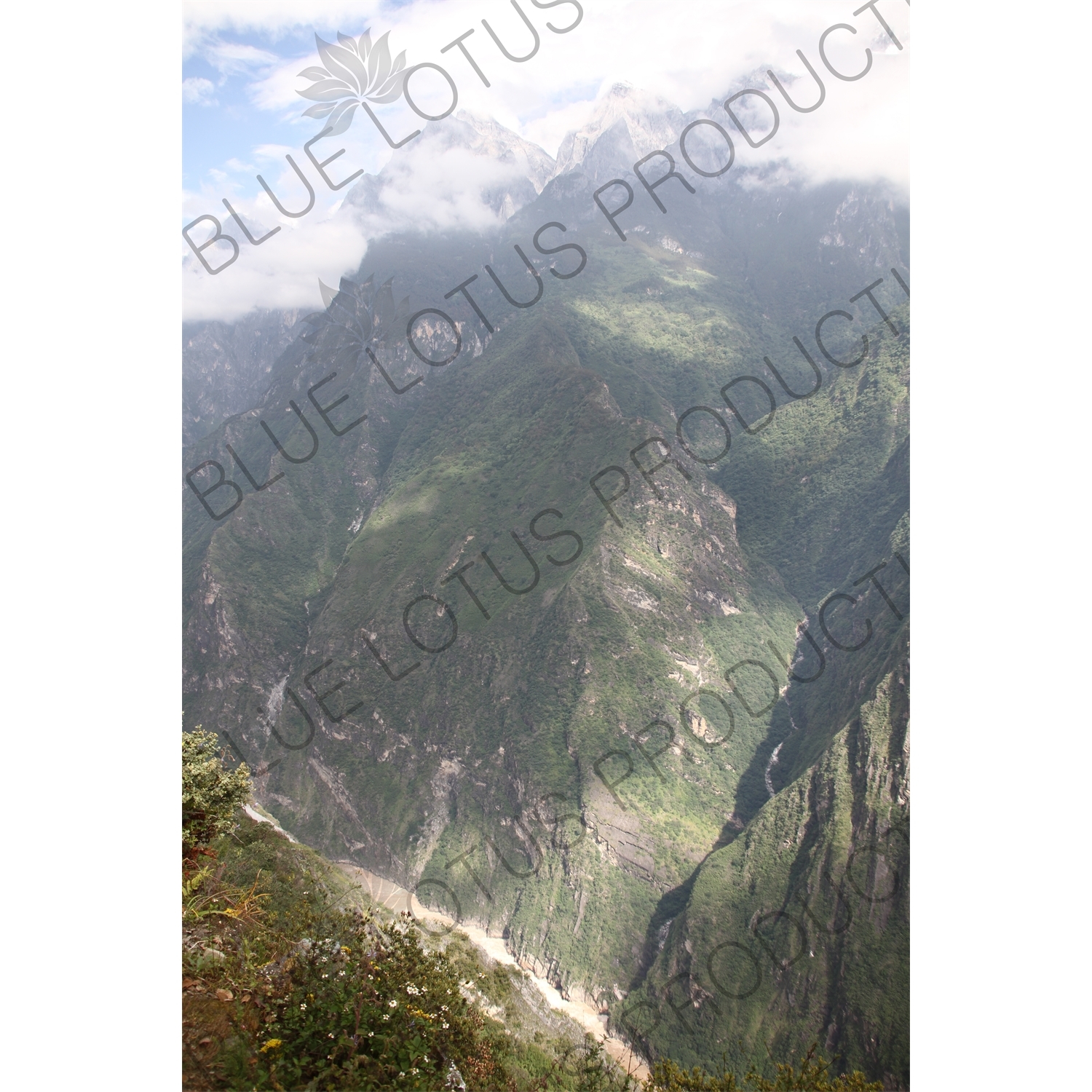 Mountains near the Jinsha River in the Tiger Leaping Gorge (Hu Tiao Xia) Scenic Area