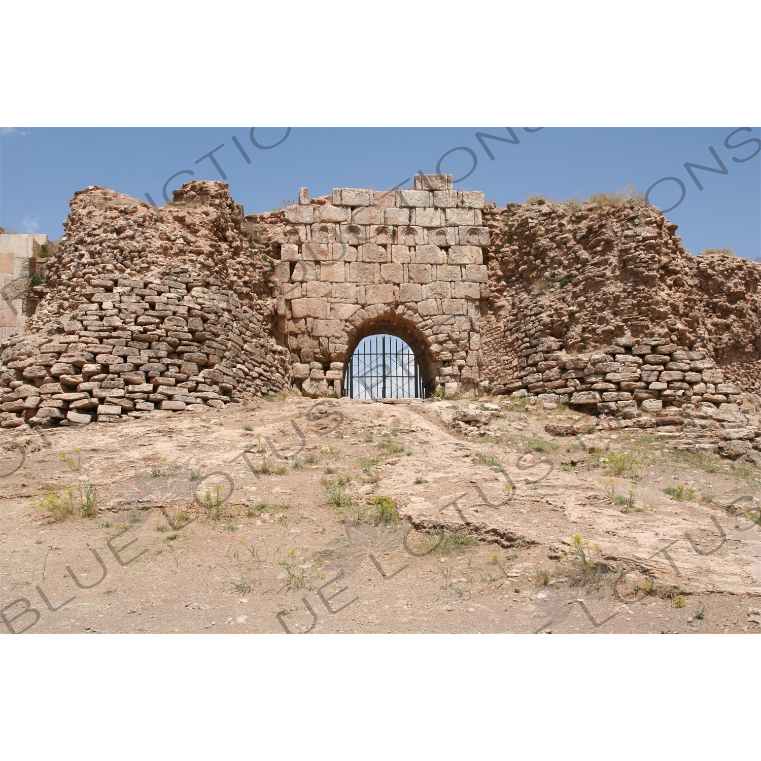 Old Wall of Takht-e Soleyman