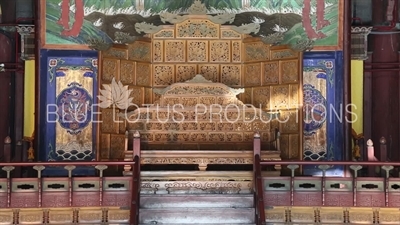 Throne in Injeong Hall (Injeongjeon) at Changdeok Palace (Changdeokgung) in Seoul