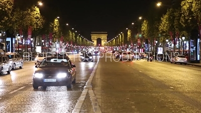 Avenue des Champs-Élysées in Paris