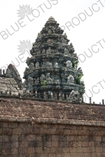 Central Tower in Banteay Samre in Angkor