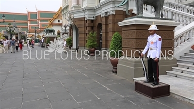 Royal Guards Soldier at the entrance of Phra Thinang Chakri Maha Prasat at the Grand Palace (Phra Borom Maha Ratcha Wang) in Bangkok