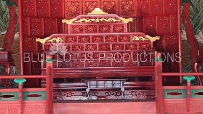 Throne in Geunjeong Hall (Geunjeongjeon) at Gyeongbok Palace (Gyeongbokgung) in Seoul