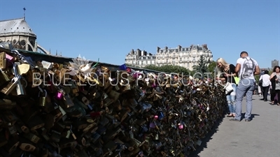 Archbishop's Bridge (Pont de l'Archevêché) Padlocks in Paris