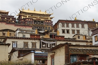 Ganden Sumtsenling Monastery (Songzanlin Si) near Shangri-La/Zhongdian (Xiang Ge Li La) City