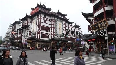 Yu Garden Tourist Bazaar in Shanghai