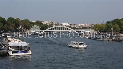 Debilly Footbridge (Passerelle Debilly) in Paris