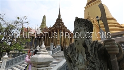 Phra Si Rattana Chedi, Phra Mondop and Prasat Phra Thep Bidon at the Emerald Temple/Chapel (Wat Phra Kaew) at the Grand Palace (Phra Borom Maha Ratcha Wang) in Bangkok