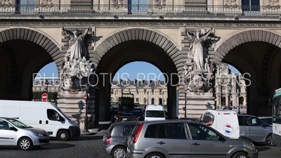 Intersection of Pont du Carrousel and Quai François Mitterrand in Paris