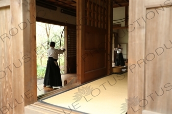 Archer Preparing to Fire in Keishoan Sub-Temple at Engaku-ji in Kamakura