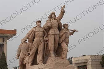 'Heroes of the Revolution' Sculpture outside the Chairman Mao Memorial Hall/Mao's Mausoleum (Mao Zhuxi Jinnian Tang) in Tiananmen Square in Beijing