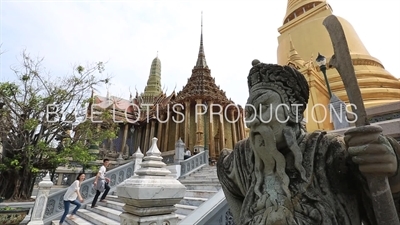 Phra Si Rattana Chedi, Phra Mondop and Prasat Phra Thep Bidon at the Emerald Temple/Chapel (Wat Phra Kaew) at the Grand Palace (Phra Borom Maha Ratcha Wang) in Bangkok