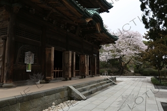 Buddha Hall (Butsuden) in Kencho-ji in Kamakura