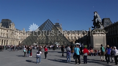 Louvre Museum (Musée du Louvre) and the Louvre Pyramid (Pyramide du Louvre) in Paris