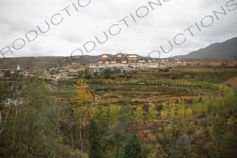 Ganden Sumtsenling Monastery (Songzanlin Si) near Shangri-La/Zhongdian (Xiang Ge Li La) City