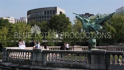 France Reborn (La France Renaissante) Statue in Paris