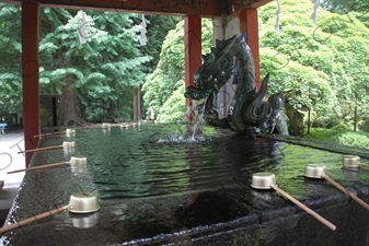 Water Purification Basin (Chozubachi) in Fujiyoshida Sengen Shrine in Fujiyoshida