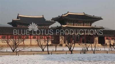 Geunjeong Gate (Geunjeongmun) and Geunjeong Hall (Geunjeongjeon) at Gyeongbok Palace (Gyeongbokgung) in Seoul