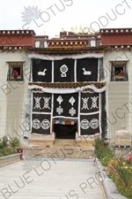 Temple Building in the Ganden Sumtsenling Monastery (Songzanlin Si) near Shangri-La/Zhongdian (Xiang Ge Li La) City