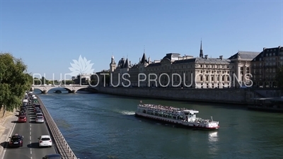 Bridge of Exchange (Pont au Change) in Paris