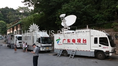 Yuexiushan Stadium (Yuexiushan Tiyuchang) on Derby Day in Guangzhou