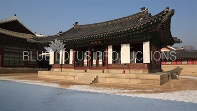 Manchun Hall (Manchunjeon) at Gyeongbok Palace (Gyeongbokgung) in Seoul